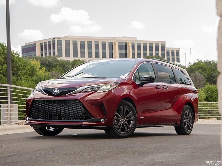 Toyota (imported) SIENNA 2021 2.5L hybrid two-wheel drive XSE 7-seat US version Toyota (imported) SIENNA 2021 2.5L hybrid two-wheel drive XSE 7-seat US version