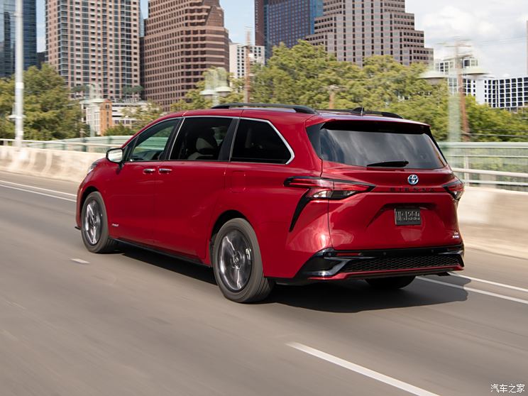 Toyota (imported) SIENNA 2021 2.5L hybrid two-wheel drive XSE 7-seat US version Toyota (imported) SIENNA 2021 2.5L hybrid two-wheel drive XSE 7-seat US version