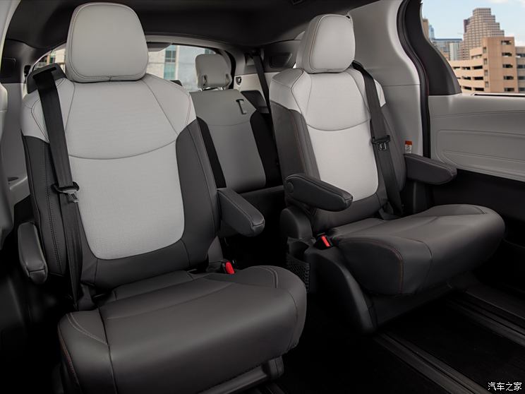 Toyota (imported) SIENNA 2021 2.5L hybrid two-wheel drive XSE 7-seat US version Toyota (imported) SIENNA 2021 2.5L hybrid two-wheel drive XSE 7-seat US version