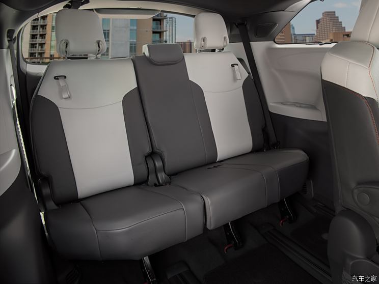 Toyota (imported) SIENNA 2021 2.5L hybrid two-wheel drive XSE 7-seat US version Toyota (imported) SIENNA 2021 2.5L hybrid two-wheel drive XSE 7-seat US version